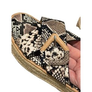 Gianni‎ Bini Snakeskin Crossover Espadrille Sandals Leather Studded Shoes sz 8
